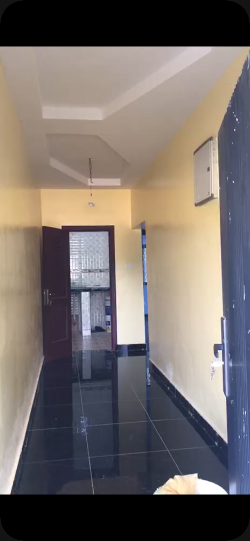 Chamber and hall self contained