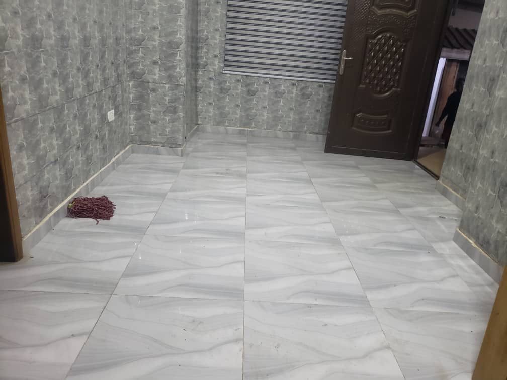 EXECUTIVE CHAMBER AND HALL APARTMENT